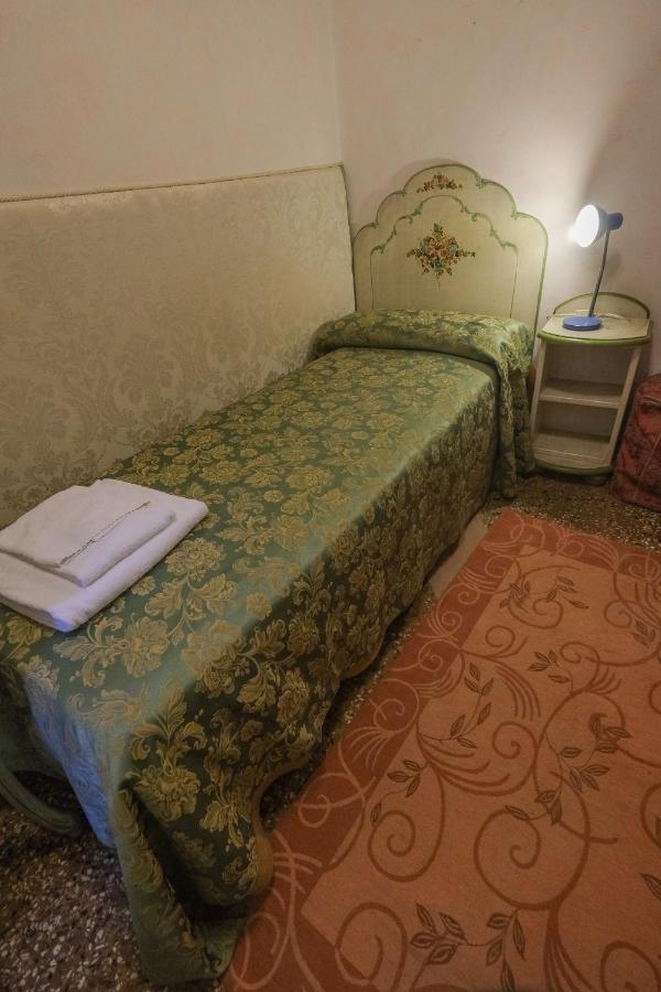 Ca'Salvador Bed and Breakfast Venetië Buitenkant foto
